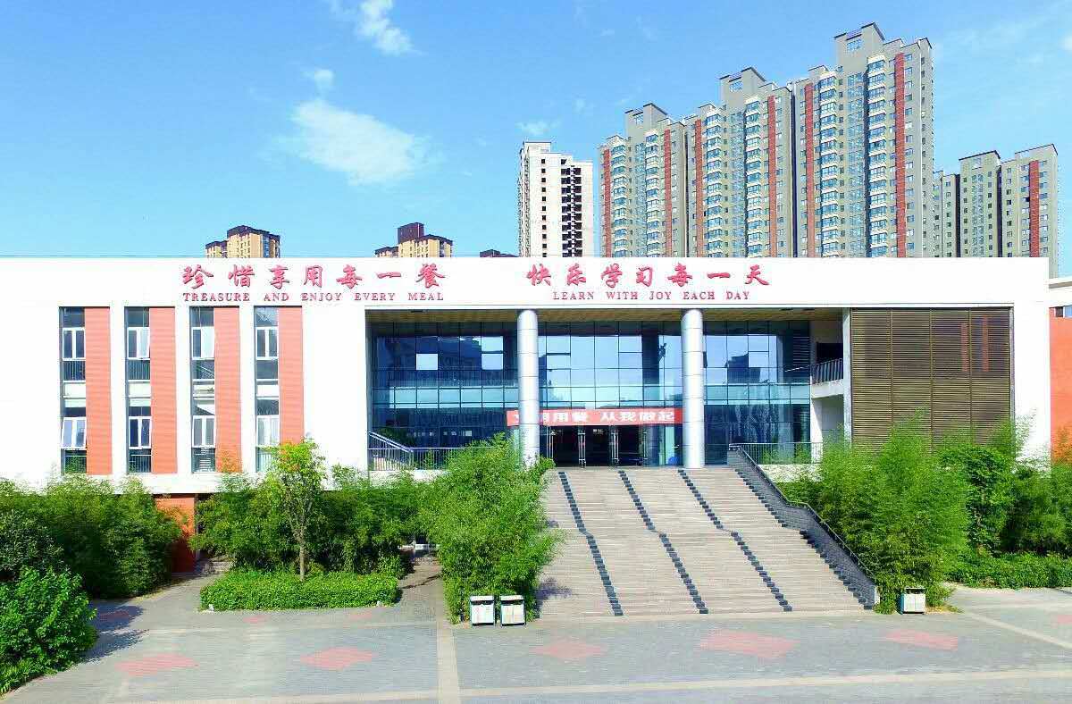 咸阳实验中学今年高考 600 分以上人数文理 上线达 118 人