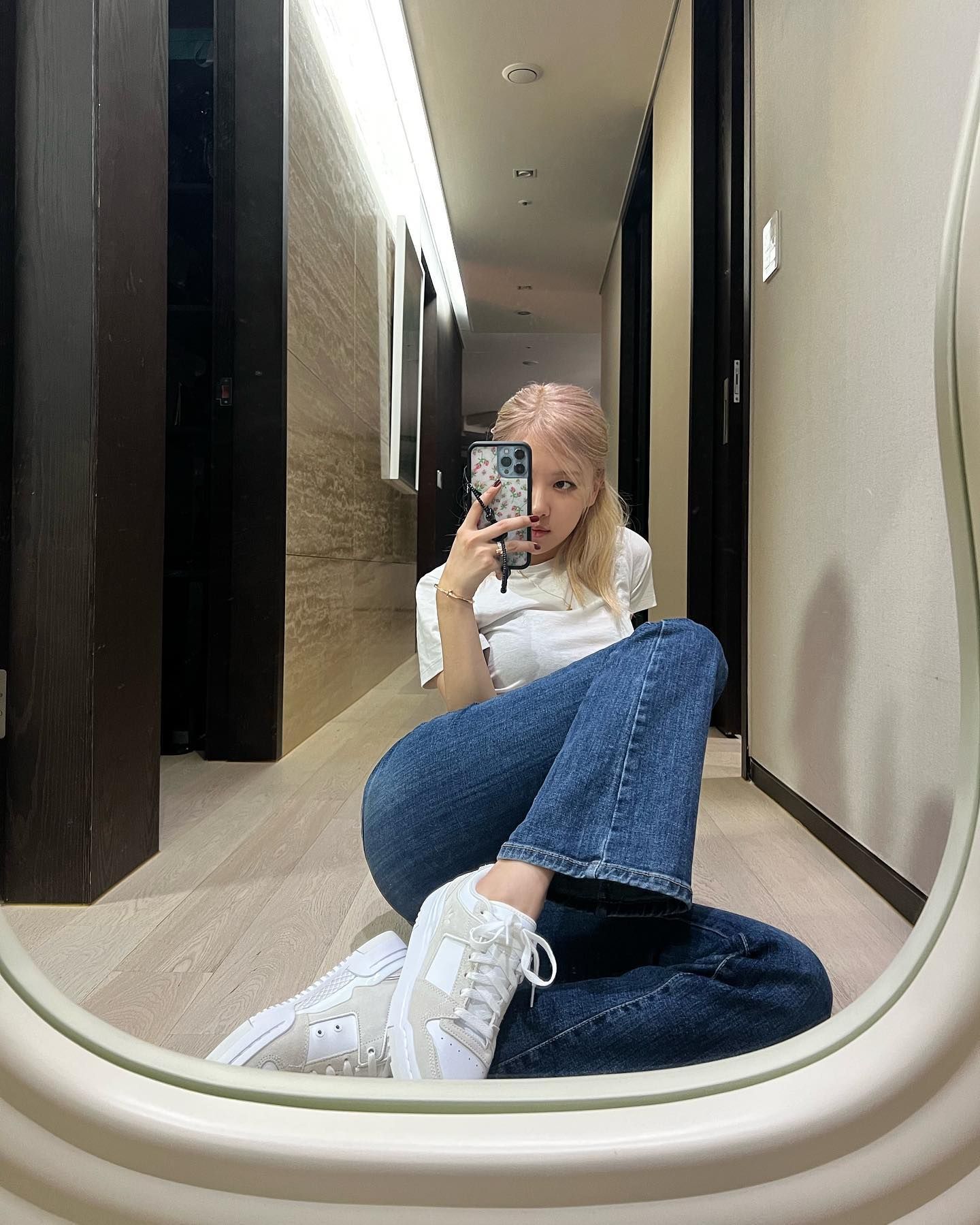 rose 朴彩英_高清图集_新浪网