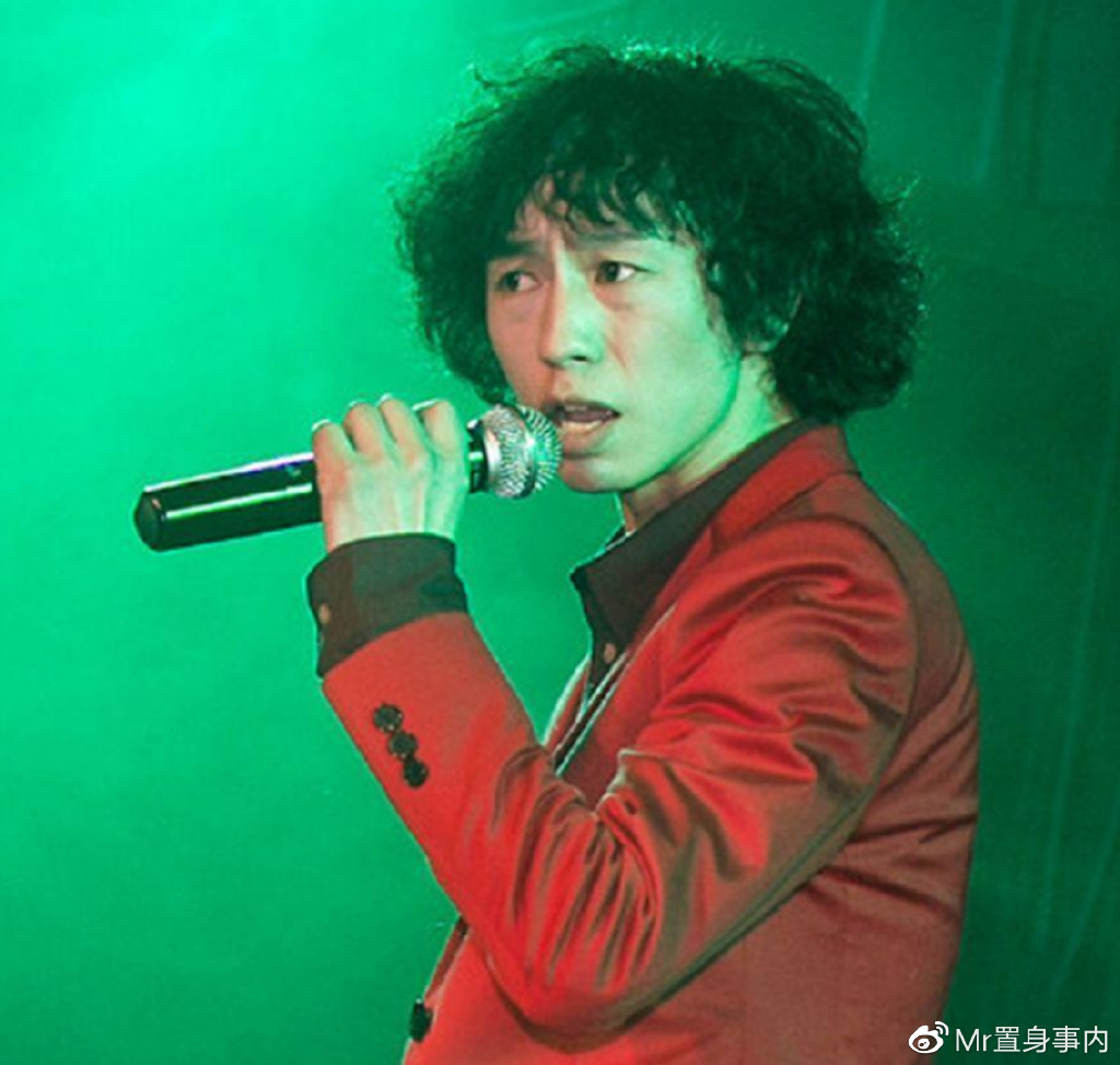 杨臣刚:一首歌赚了1.7亿