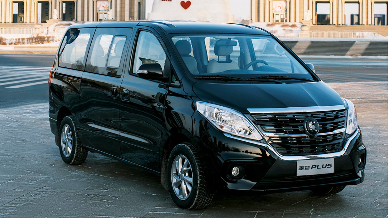 新款东风风行菱智PLUS上市，侧滑门，7/9座都有，搭载2.0T动力