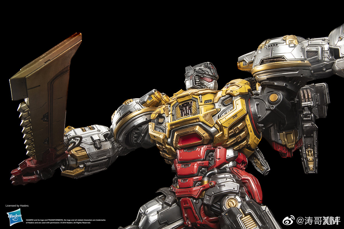 xmstudios推出了一款g1的钢索雕像全高大约80cm重47kg