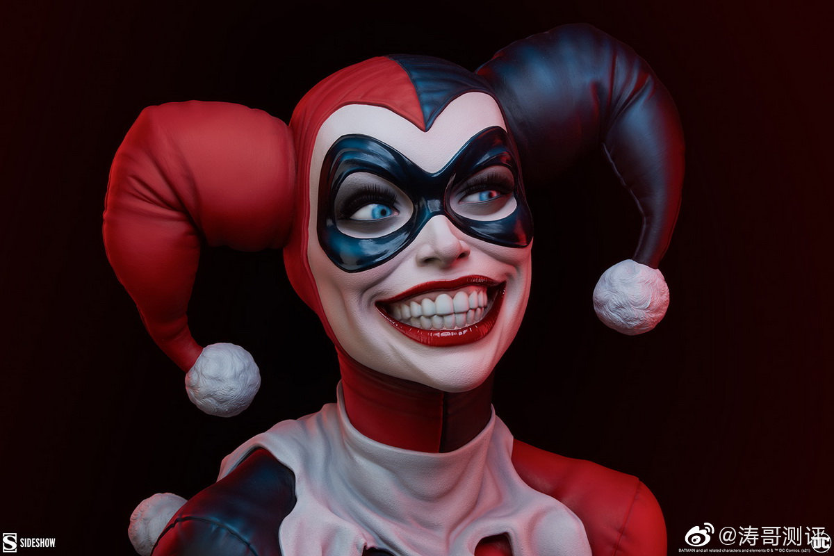 sideshow推出了一款漫画版的小丑女哈莉·奎茵胸像