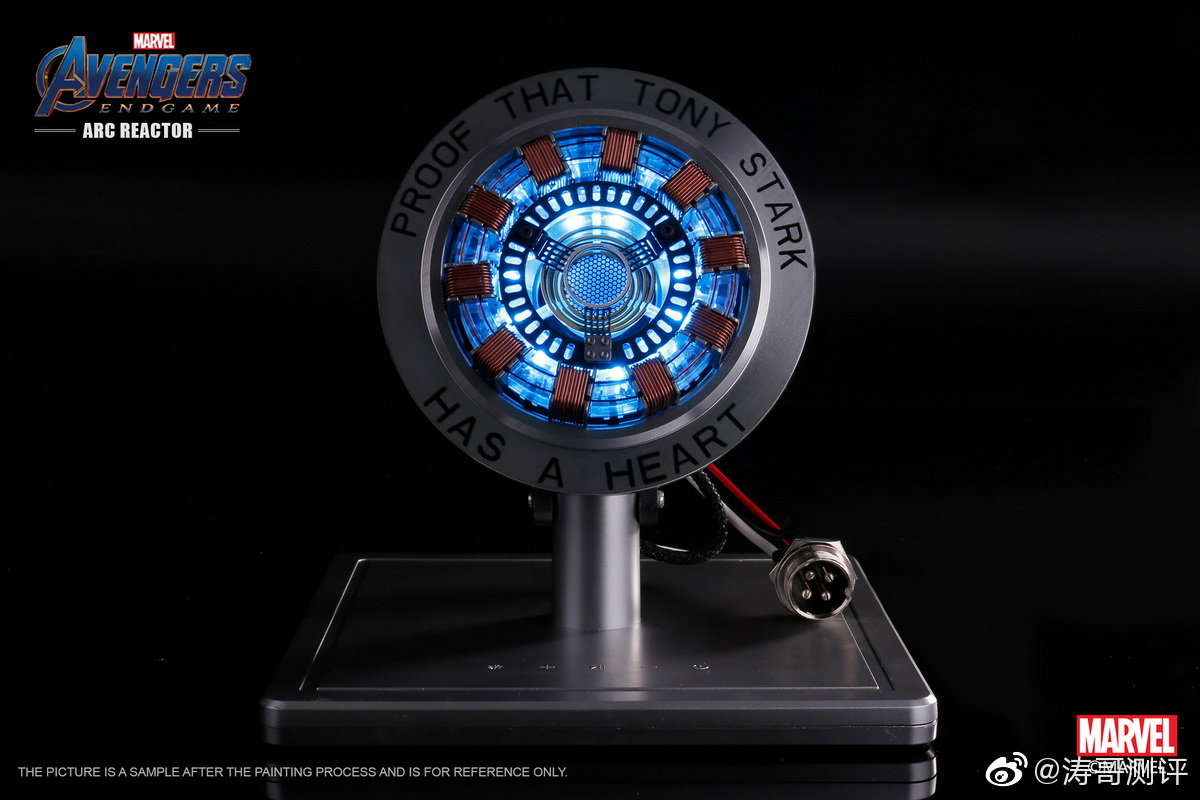 圣歌动漫推出了一款漫威正版授权的11钢铁侠方舟反应堆