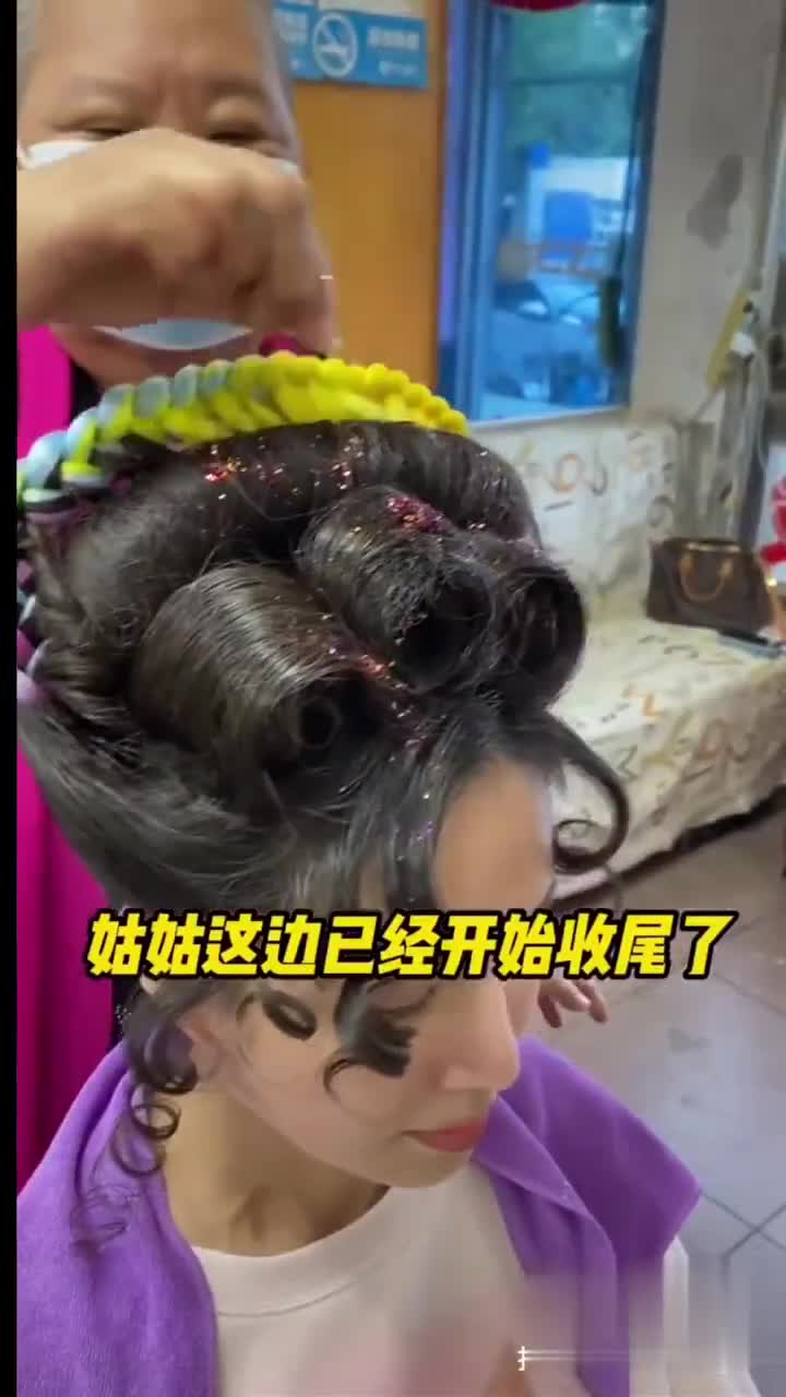 李若彤打卡盘头成热门国庆长假天津大姨咋火了