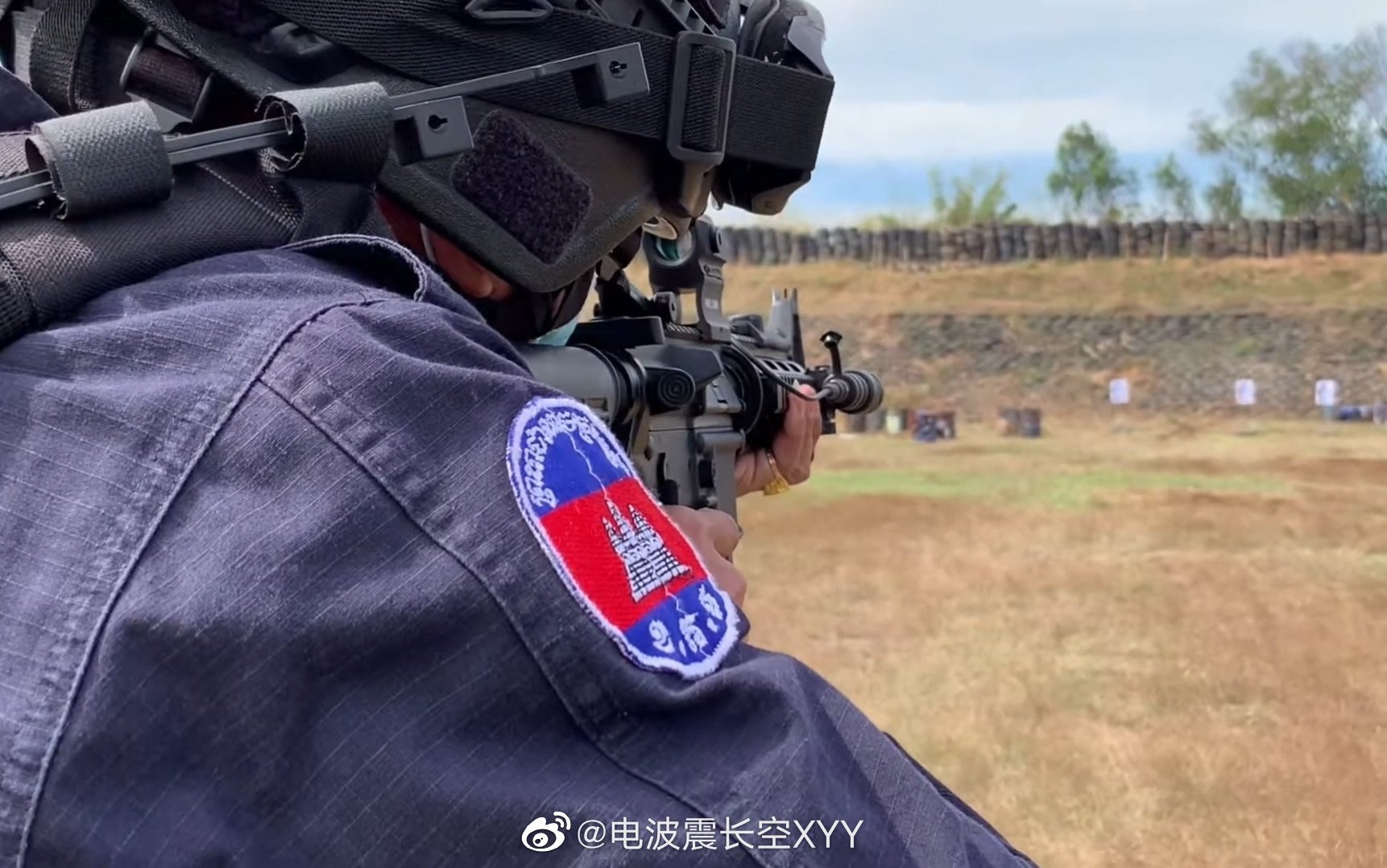 柬埔寨特战使用北方工业的CQ-A步枪