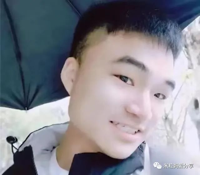 那位摔断了腿、被感染了新冠的奥运会冠军,高考作文又拿了个满分!休闲区蓝鸢梦想 - Www.slyday.coM 那位摔断了腿、被感染了新冠的奥运会冠军,高考作文又拿了个满分!休闲区蓝鸢梦想 - Www.slyday.coM