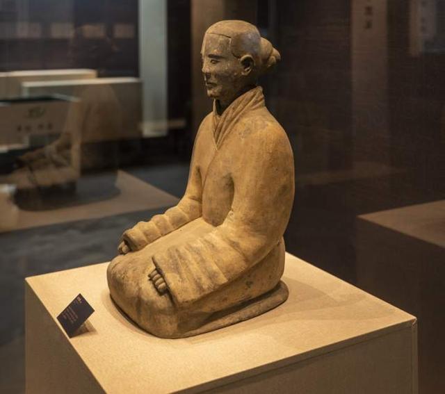 浙江新开一家高颜值博物馆，开幕嘉宾是来自秦始皇陵的兵马俑休闲区蓝鸢梦想 - Www.slyday.coM