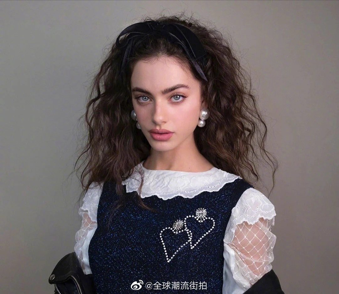 以色列模特yaelshelbia无可挑剔的五官登顶全球最美面孔