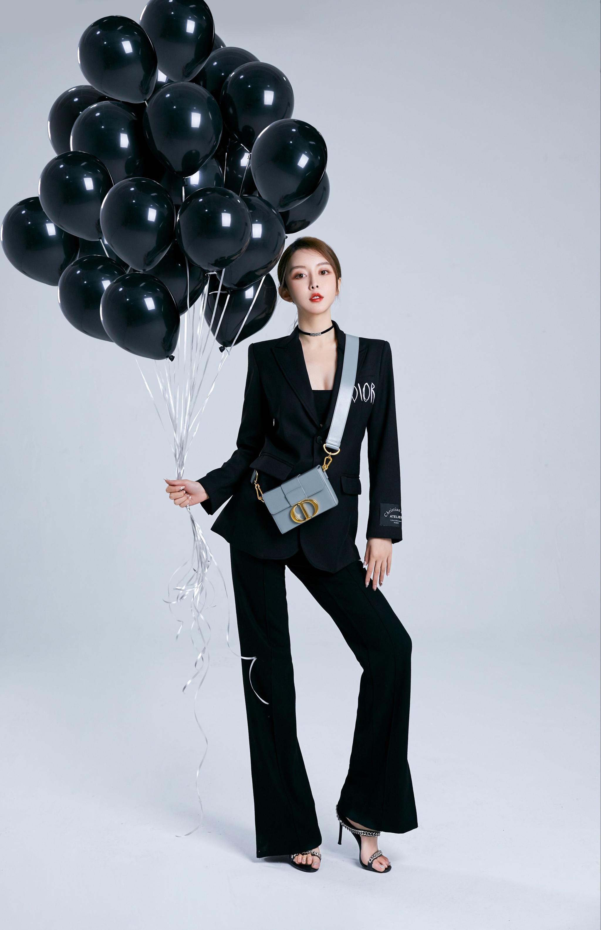 飞宝传媒周麟嘉法式优雅引领变革72dior