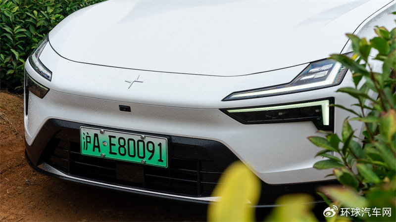 在高速路上,极星4具备非常强的后段加速能力,在高