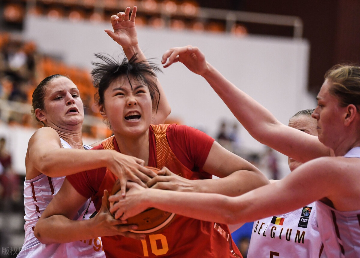 许利民高瞻远瞩!3大魔兽中锋驰援中国女篮,东京奥运再添筹码|奥运会|西班牙|内线|韩旭|优势_新浪体育_新浪新闻