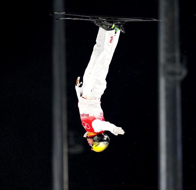 冬奥赛场上的“更团结”最是动人休闲区蓝鸢梦想 - Www.slyday.coM