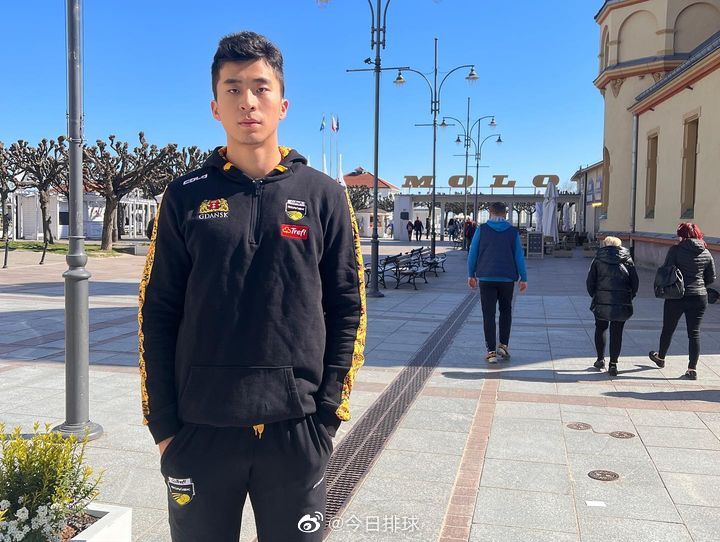 张景胤更新ins春天来了