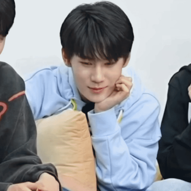 感谢张真源让我当了半天的限定妈粉