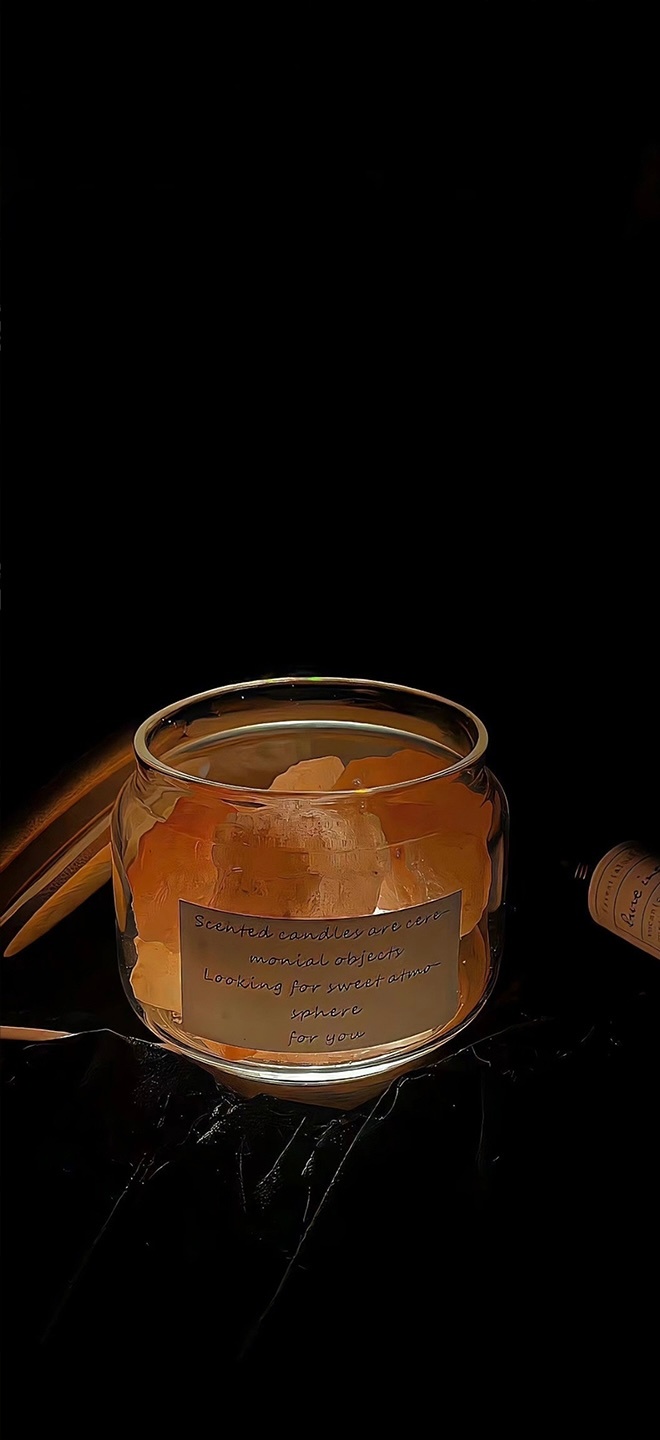 你心心念念的黑色锁屏壁纸