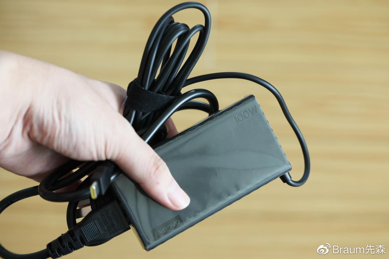 这是一颗8核心16线程的处理器,本身设计35w tdp,小新pro 14 2022锐龙