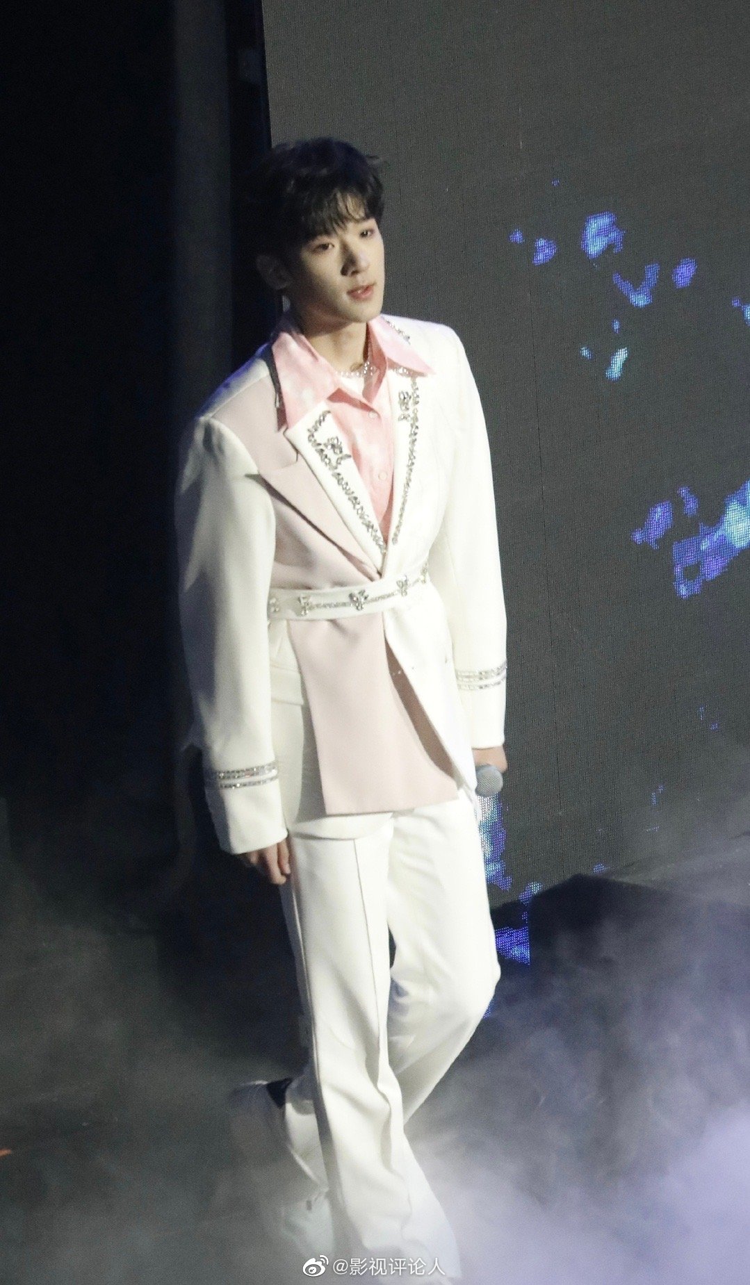 TF家族三代演唱会饭拍预览生图 都好绝啊 朱志鑫,张泽禹,张极……__财经头条