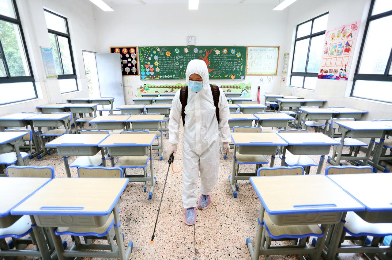 校园全面消杀 全力护航"开学季"