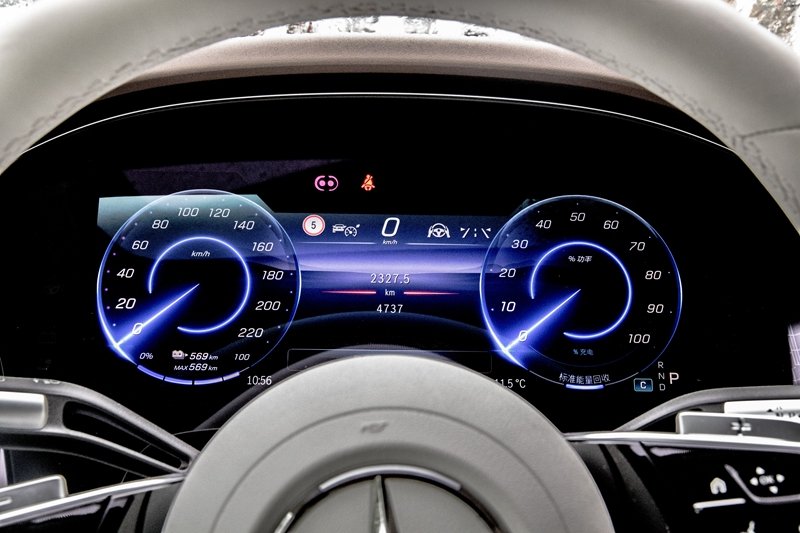 试驾体验奔驰eqs作为奔驰电动旗舰有何独到之处