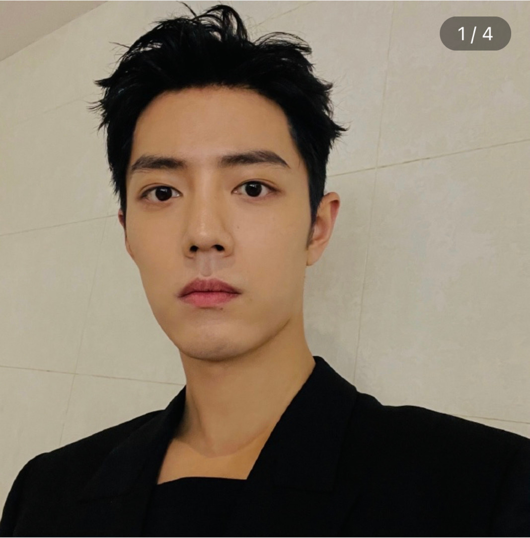 肖战绿洲晒出怼脸自拍……_高清图集_新浪网