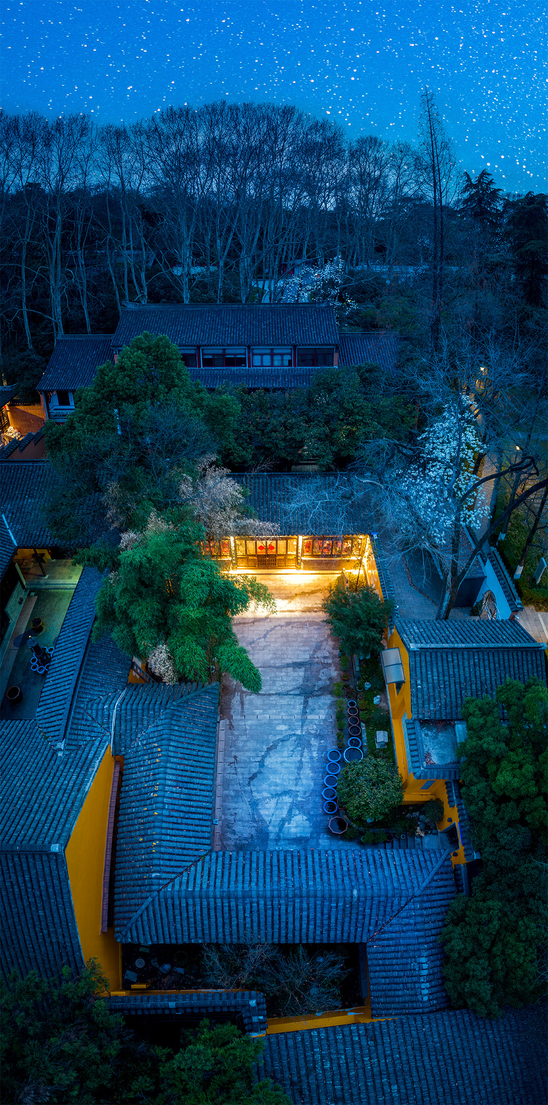 《深谷幽兰》,高座寺,出镜:灵山法师