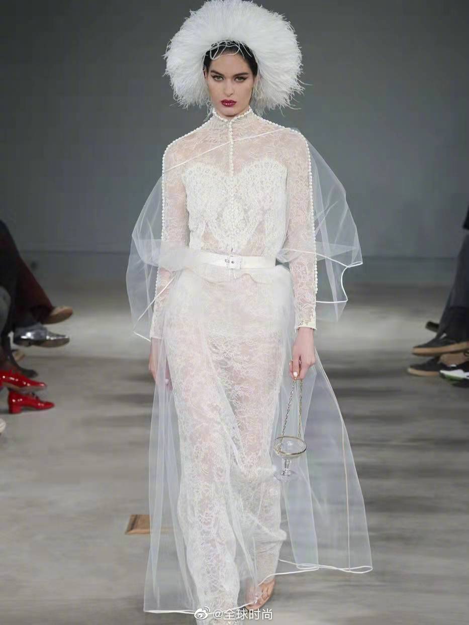 法式白色浪漫 alexis mabille 2020春夏高定……__财经头条