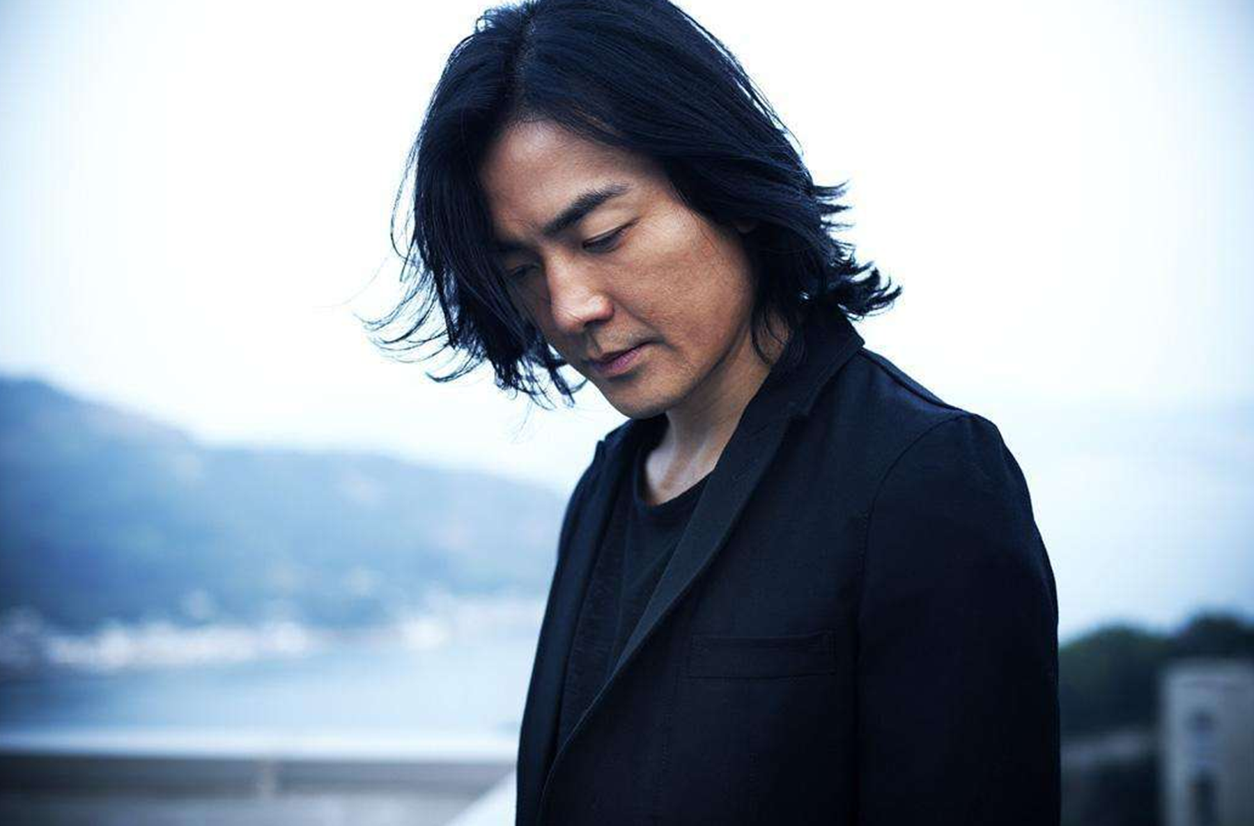 陈浩南和小结巴"再续前缘",25年后再同框,你看几分像从前?