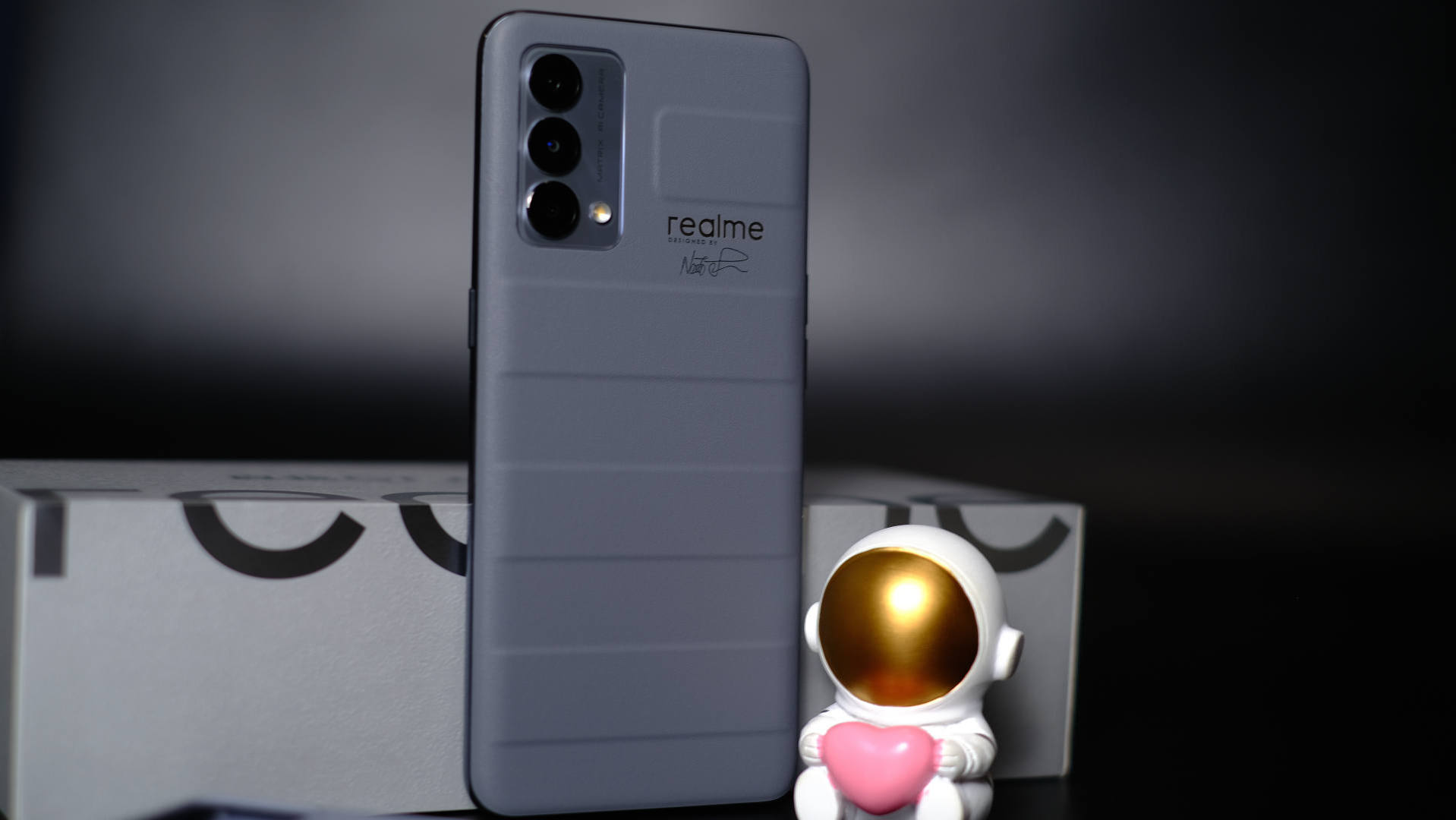 realme真我gt大师版上手体验颜值性能都到位了