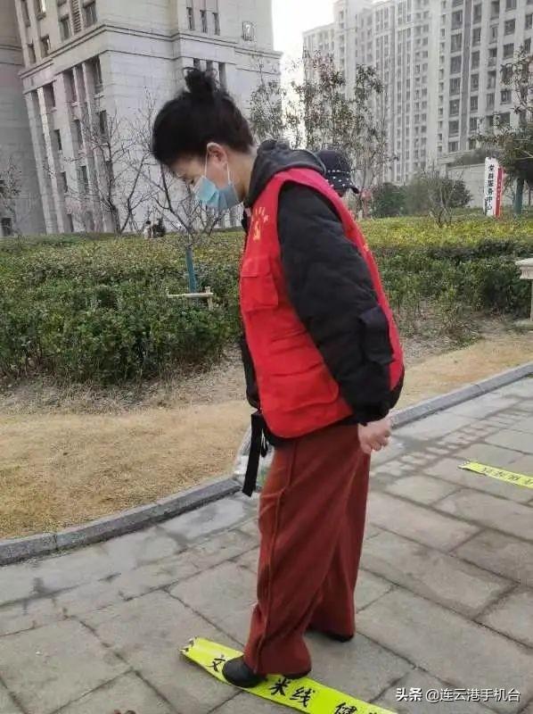 港城抗疫，白玉兰志愿服务队在行动休闲区蓝鸢梦想 - Www.slyday.coM