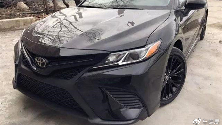 丰田凯美瑞"黑武士"亮相,搭午夜黑金属漆,回头率绝不输宝马3系
