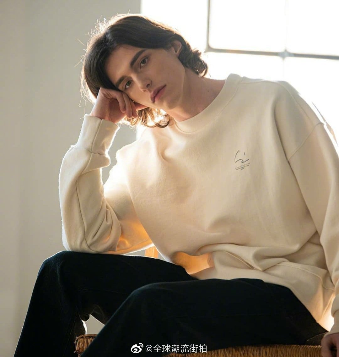 eric warner,一名美国韩籍男模,盛世美颜大概就是这样吧