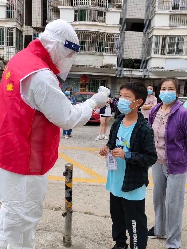 “我父母也会为我在中国做志愿者而骄傲！”福州来了位特殊志愿者休闲区蓝鸢梦想 - Www.slyday.coM
