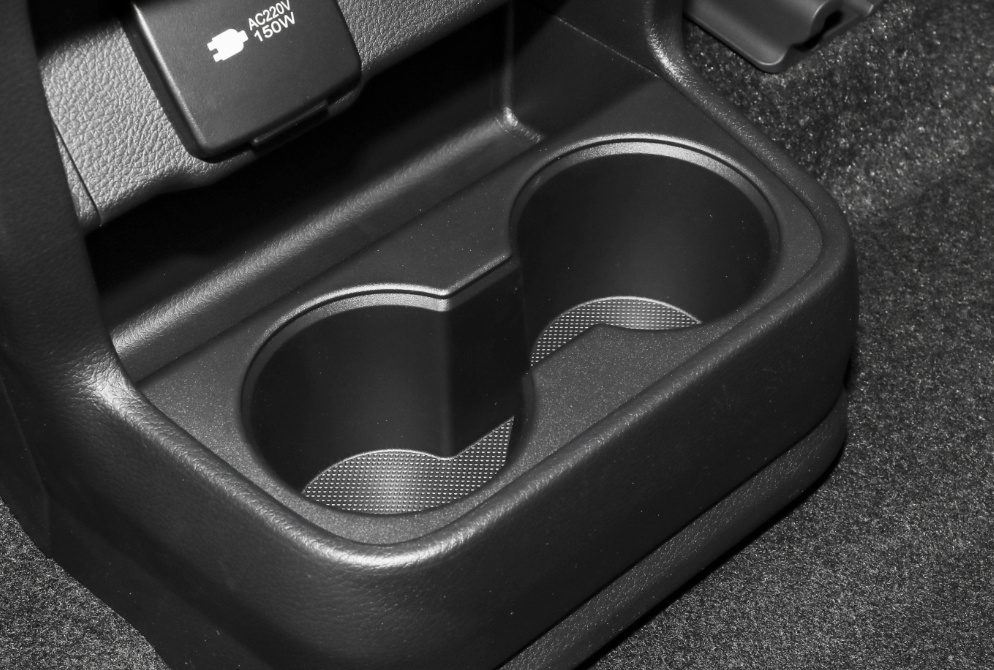 35万家用MPV怎么选?丰田赛那对比极氪009谁更强？