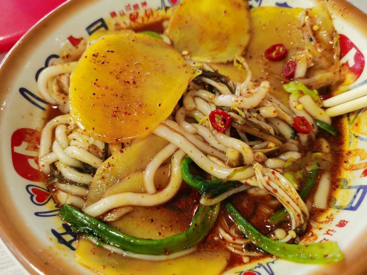 长春高校食堂美食大比拼 第二期长春光华学院_高清图集_新浪网