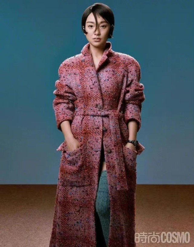 周迅金九封面超常发挥赢过章子怡！穿香奈儿尽显摩登范，越长越嫩休闲区蓝鸢梦想 - Www.slyday.coM