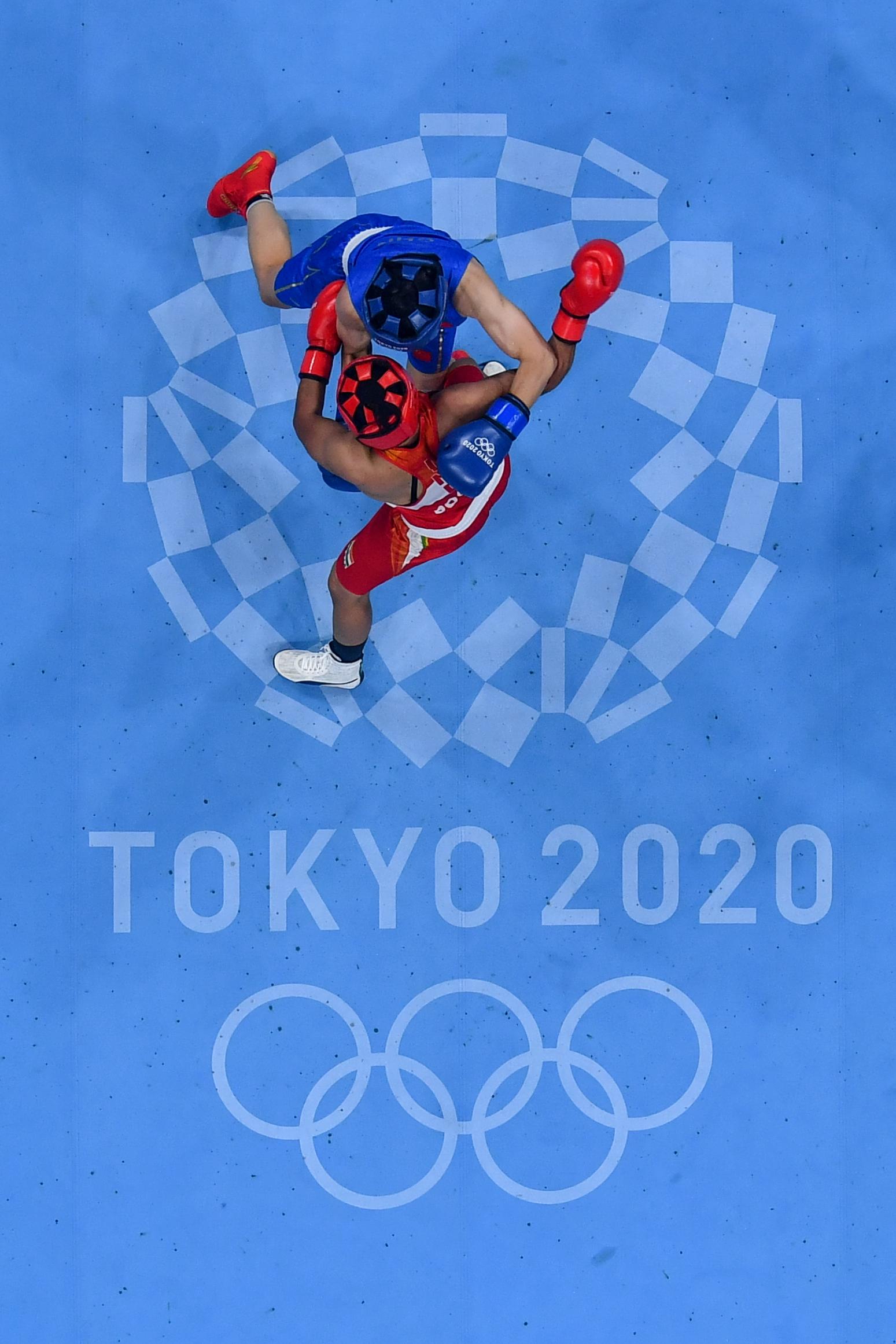 东京奥运会拳击女子6975公斤级李倩晋级四强