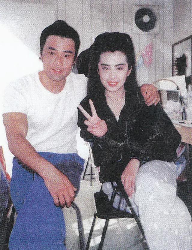 被低估的于荣光演技不输李连杰低调的从未让初恋妻子露过面