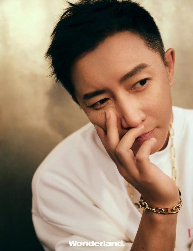 韩庚夫妇七夕封面大片超甜!卢靖姗穿睡衣大方露出孕肚,一点没胖休闲区蓝鸢梦想 - Www.slyday.coM 韩庚夫妇七夕封面大片超甜!卢靖姗穿睡衣大方露出孕肚,一点没胖休闲区蓝鸢梦想 - Www.slyday.coM