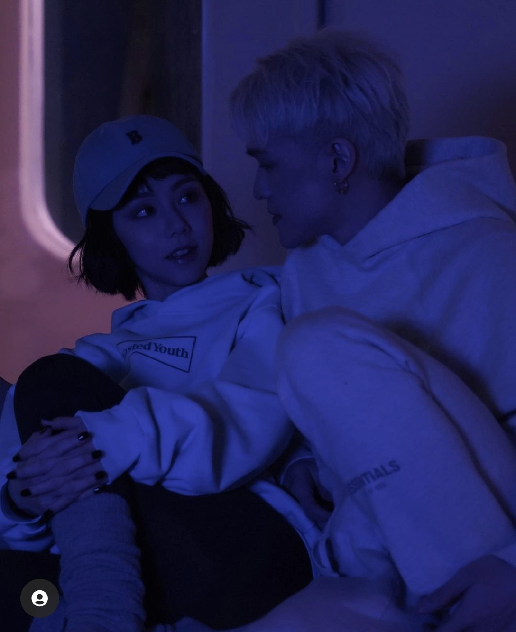 邓紫棋罕见秀恩爱,晒MV花絮照,与男友四目相对深情相拥尽显甜蜜休闲区蓝鸢梦想 - Www.slyday.coM 邓紫棋罕见秀恩爱,晒MV花絮照,与男友四目相对深情相拥尽显甜蜜休闲区蓝鸢梦想 - Www.slyday.coM