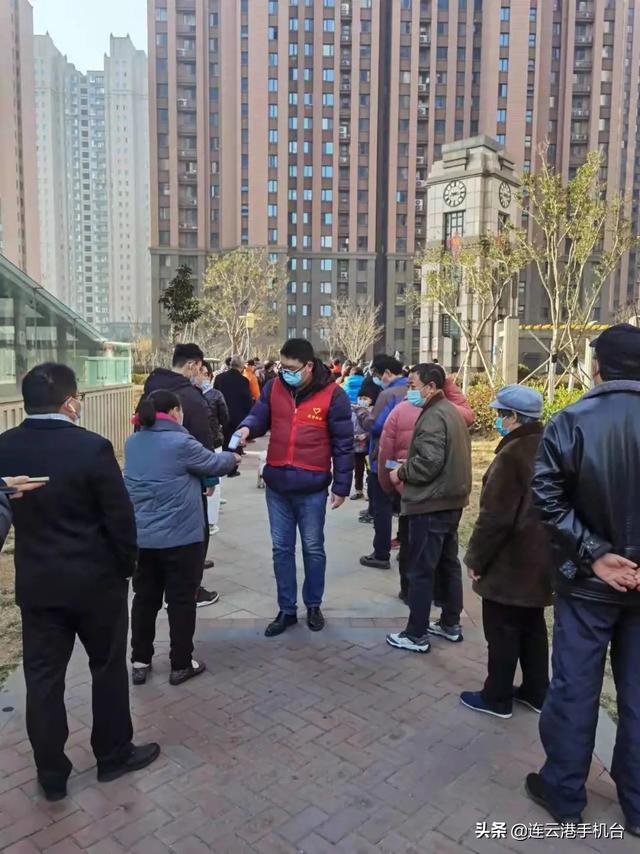 港城抗疫，白玉兰志愿服务队在行动休闲区蓝鸢梦想 - Www.slyday.coM