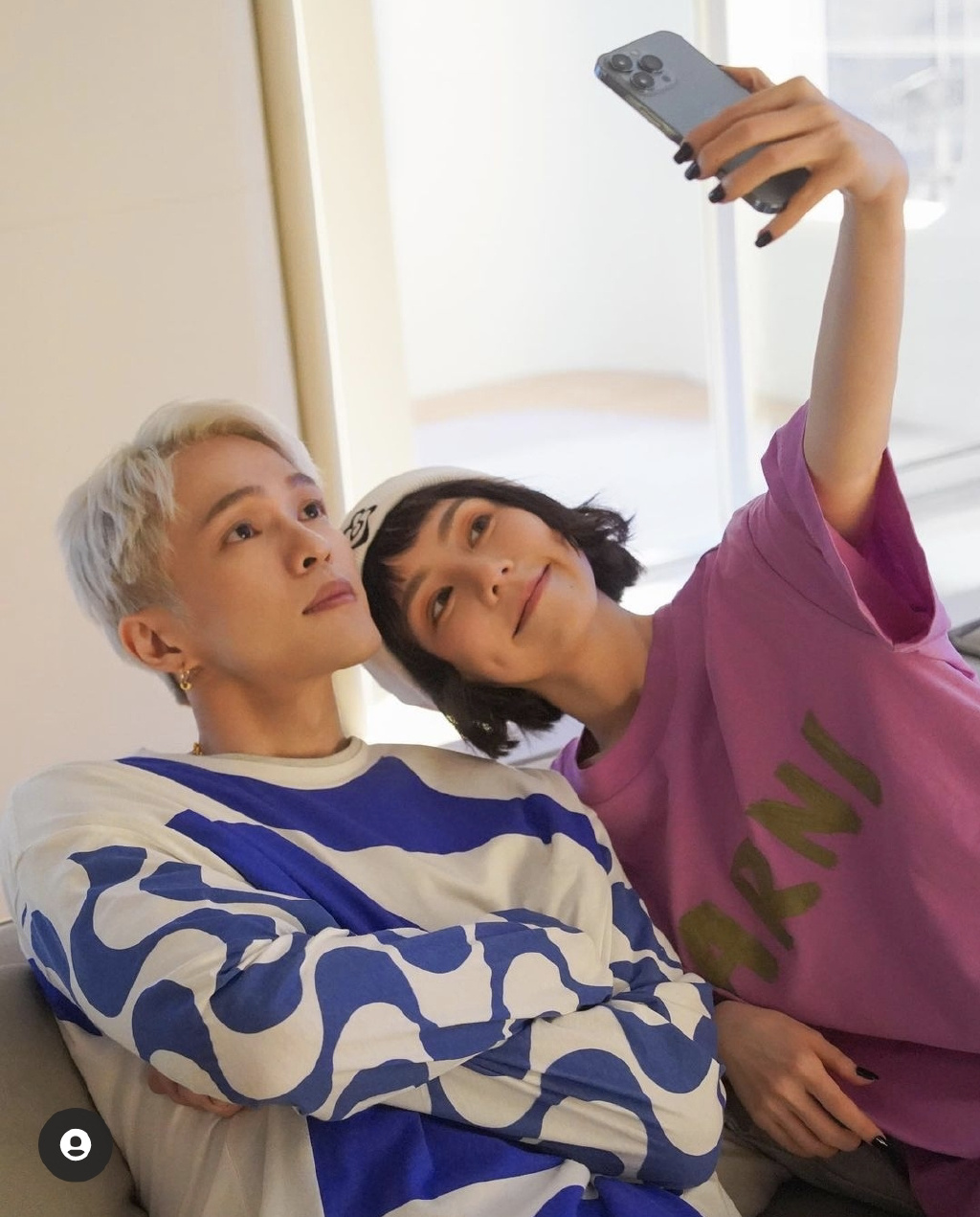 邓紫棋罕见秀恩爱,晒MV花絮照,与男友四目相对深情相拥尽显甜蜜休闲区蓝鸢梦想 - Www.slyday.coM 邓紫棋罕见秀恩爱,晒MV花絮照,与男友四目相对深情相拥尽显甜蜜休闲区蓝鸢梦想 - Www.slyday.coM