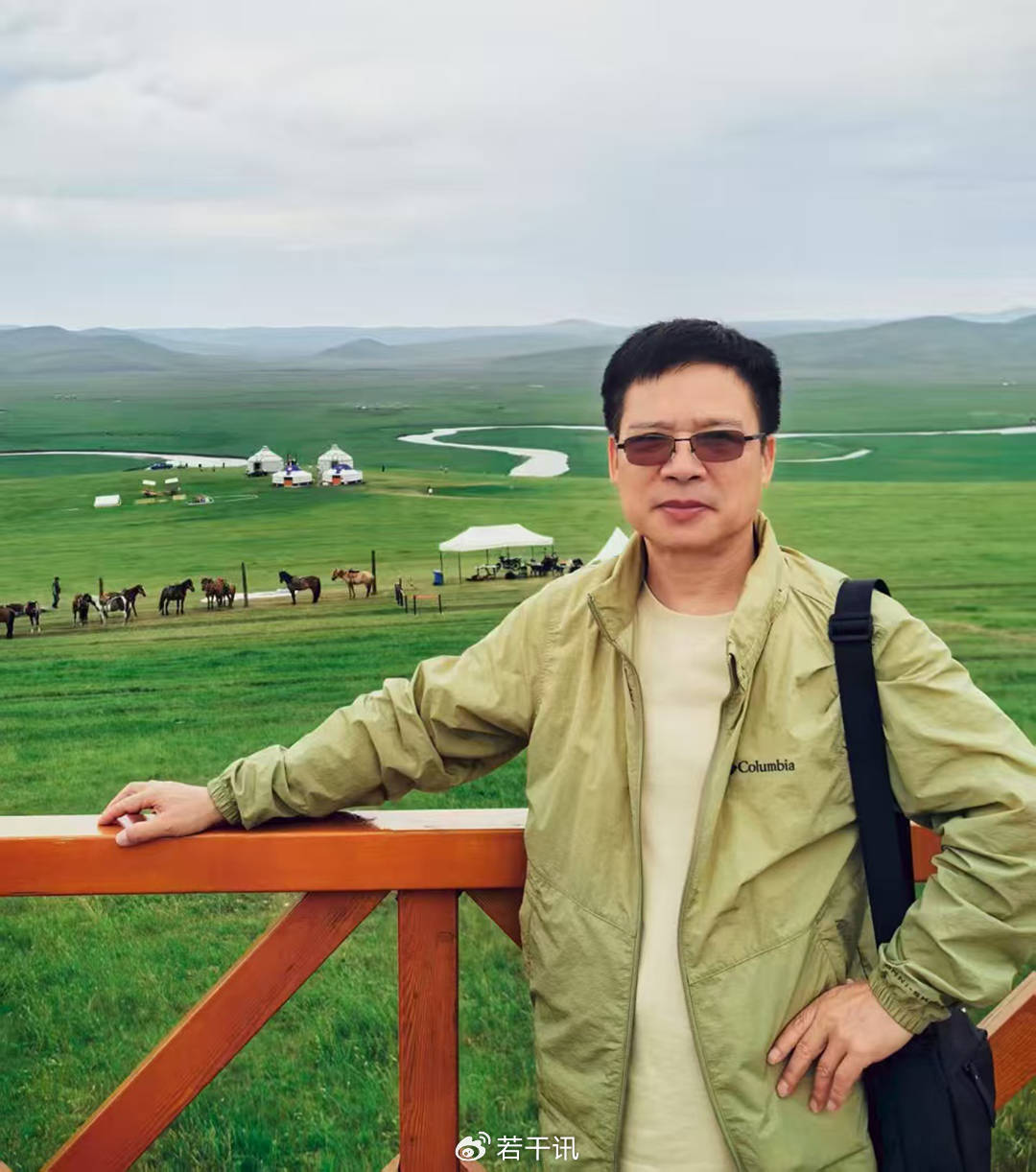 二十世纪中国山水画的现代转型:李可染山水画艺术特色研究|黄宾虹|国画|笔墨|构图|空间_新浪新闻