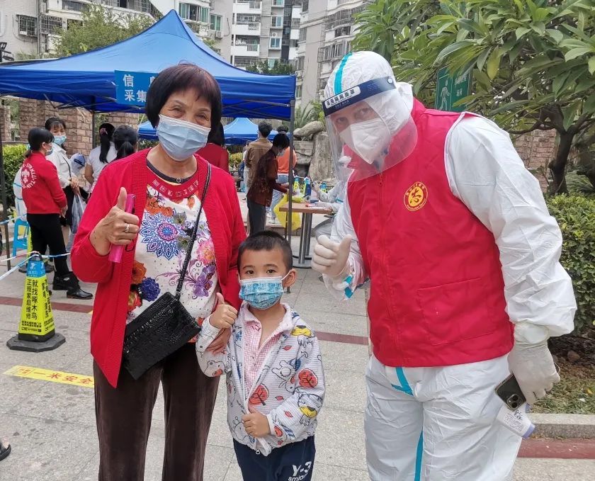“我父母也会为我在中国做志愿者而骄傲！”福州来了位特殊志愿者休闲区蓝鸢梦想 - Www.slyday.coM