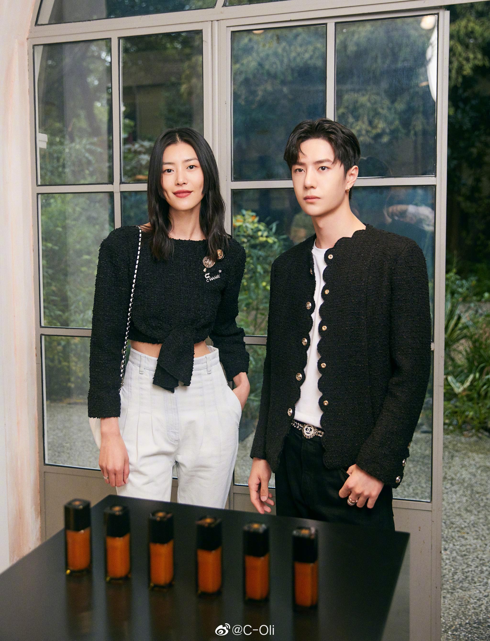 表姐 和王一博的香奈儿护肤私享时间,帅哥美女一起护肤变更美