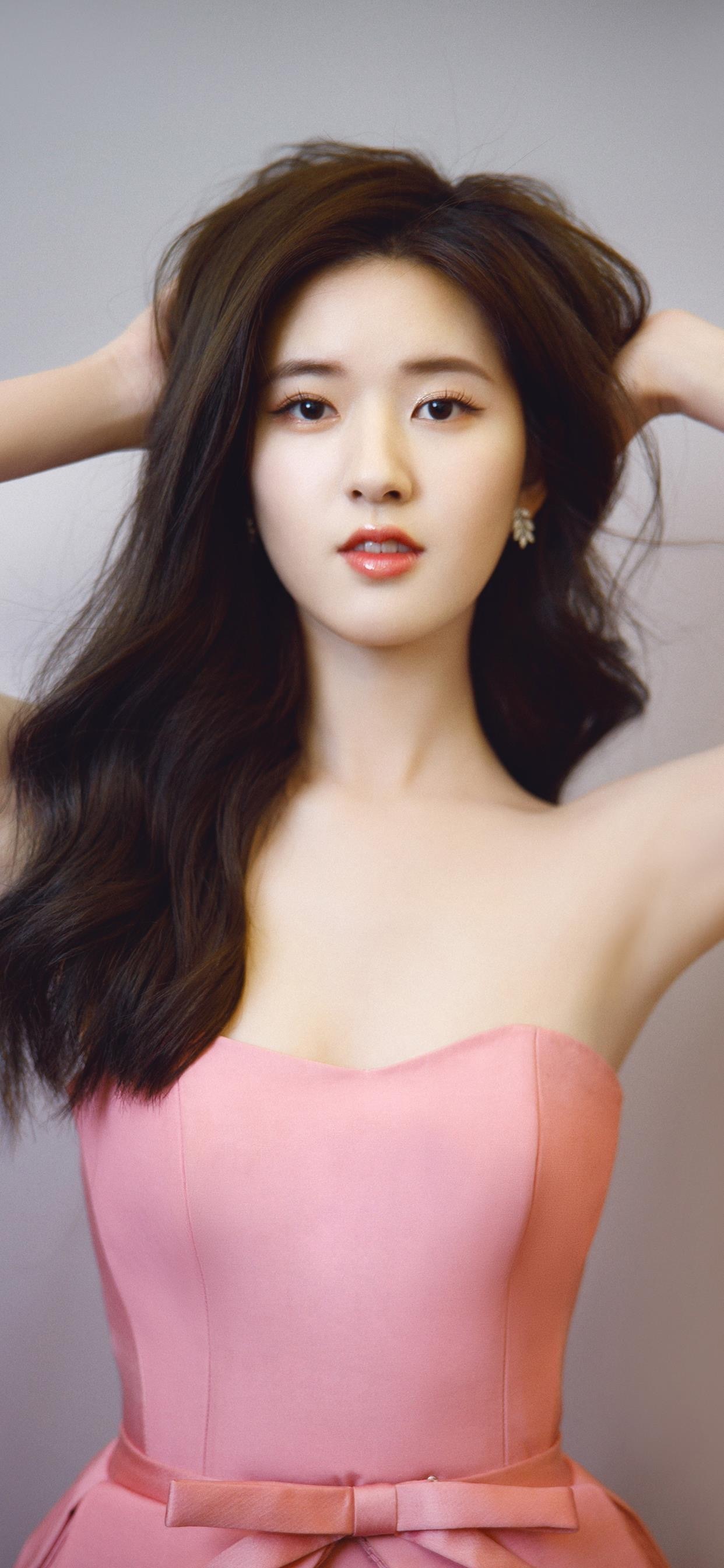 赵露思大长腿67每一张都是做壁纸的不二选择