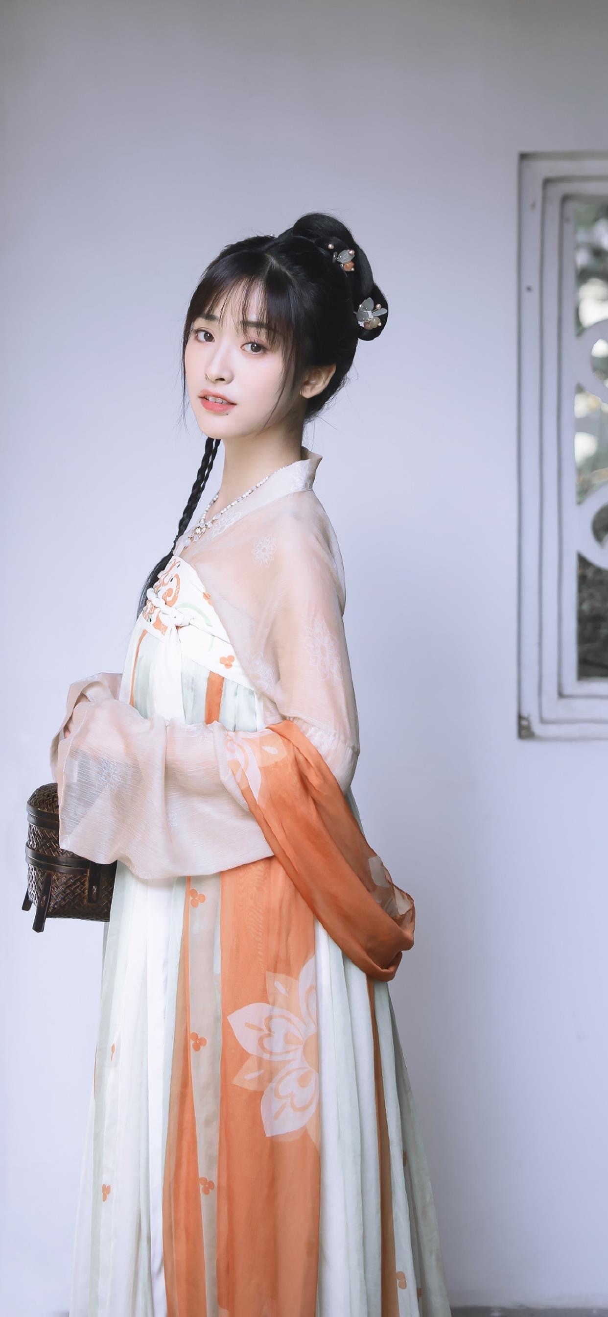 沈月古风写真手机壁纸