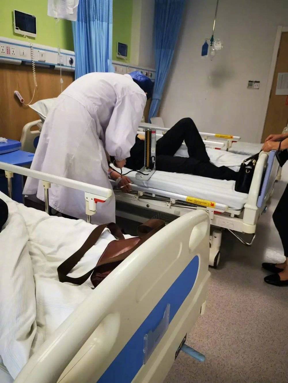 周薪上万职业试药人用命换钱