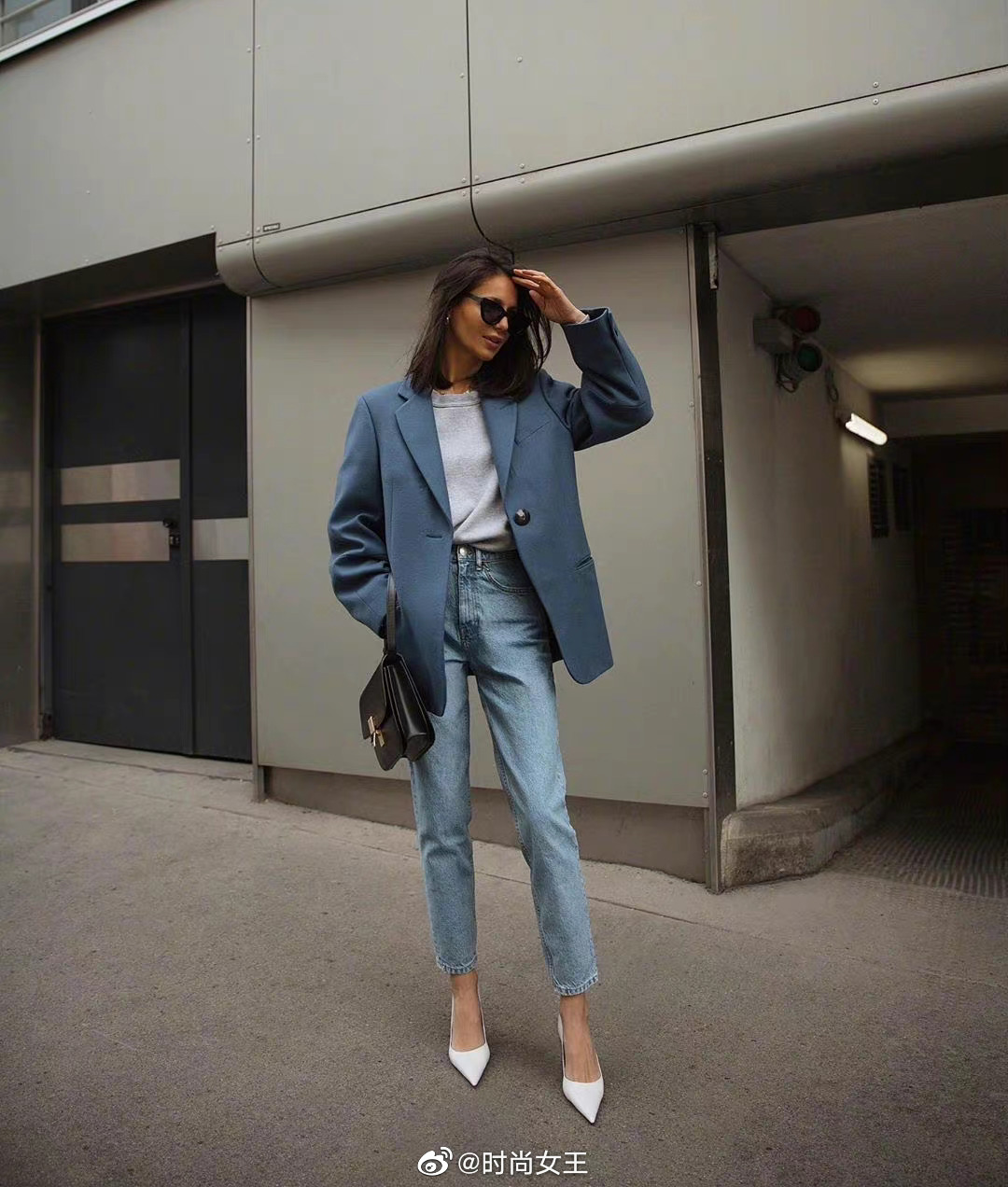 ins时尚博主petra的通勤穿搭示范简洁利落的搭配