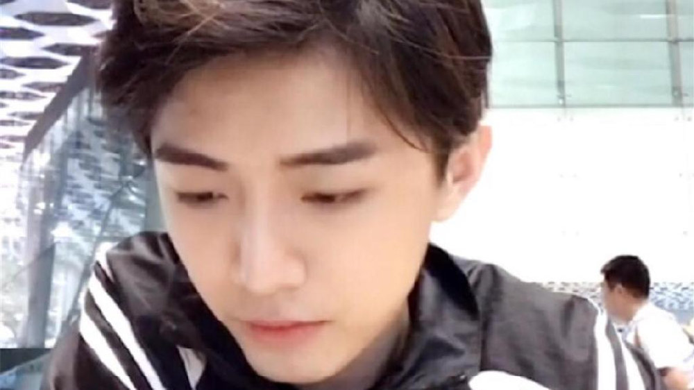 梦飞回归首秀大手笔!价值六位数奖品实力宠粉,演员或成最大输家|斗鱼|输家|价值_新浪新闻