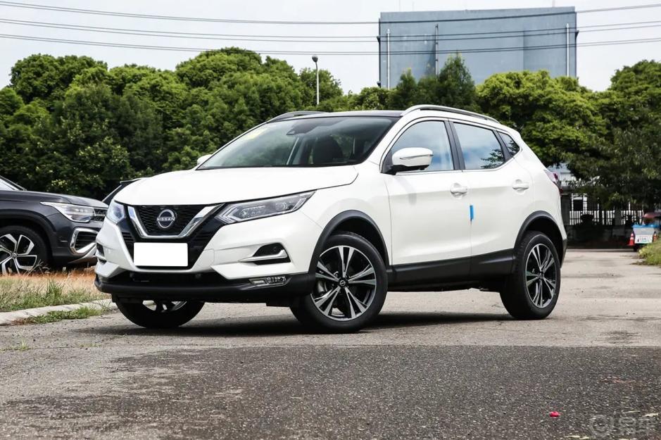 譬如东风日产的2023款逍客(配置|询价)经典,目前9.